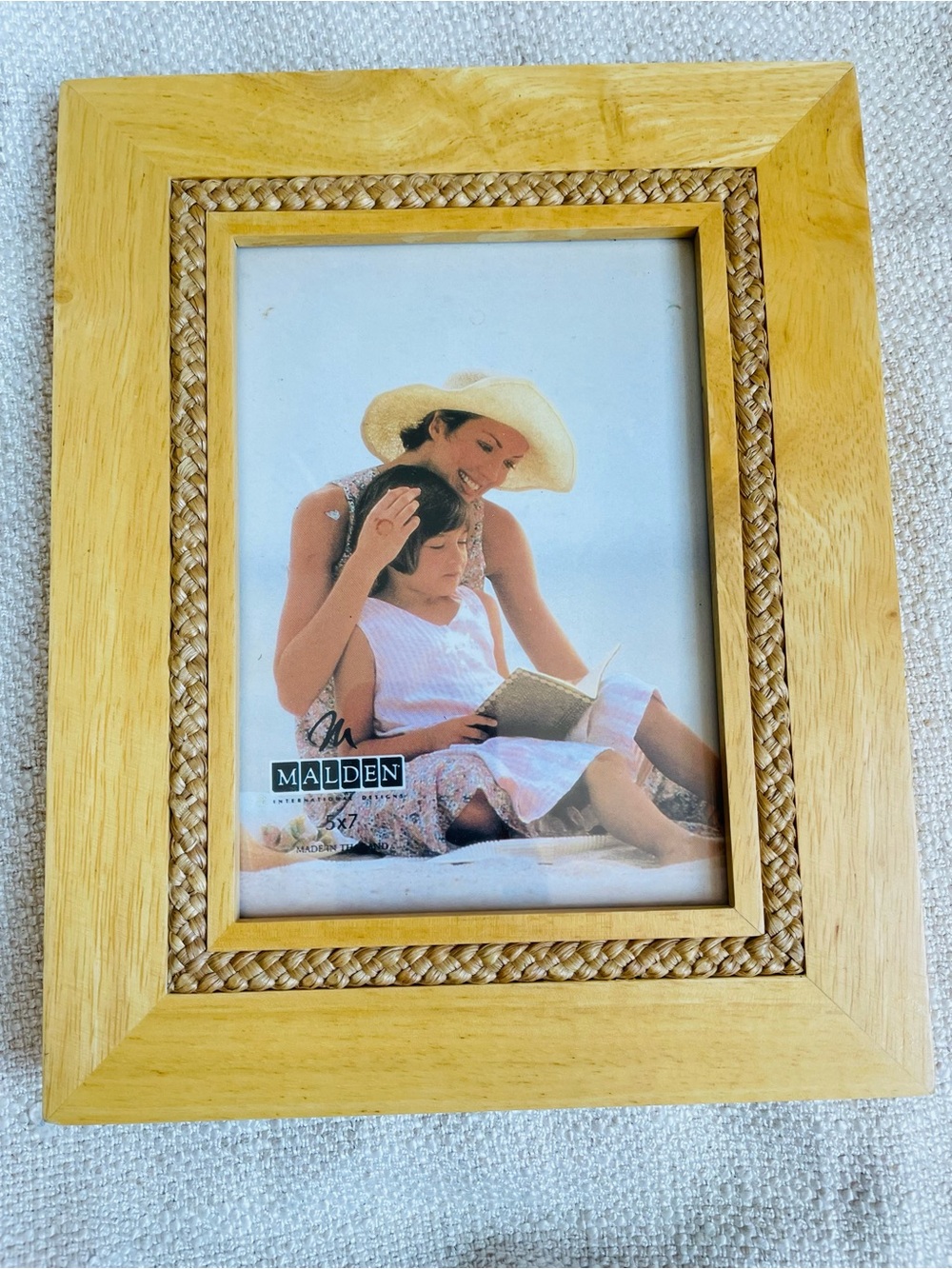 Vintage Malden Light Honey Wood Frame with Woven Trim Fits 5x7" Photo